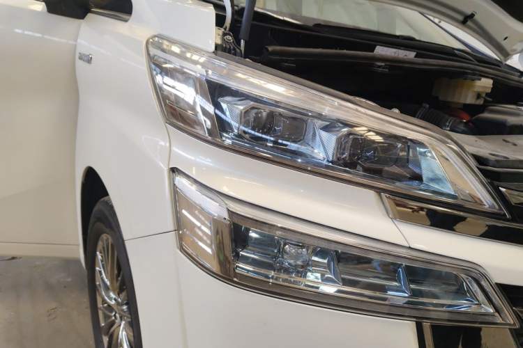 Used Toyota Vellfire 2021 Crown Dual-Engine 2.5L HV Prestige Edition Right Front Headlight