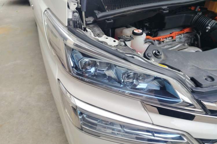 Used Toyota Vellfire 2021 Crown Dual-Engine 2.5L HV Prestige Edition Right Front Headlight