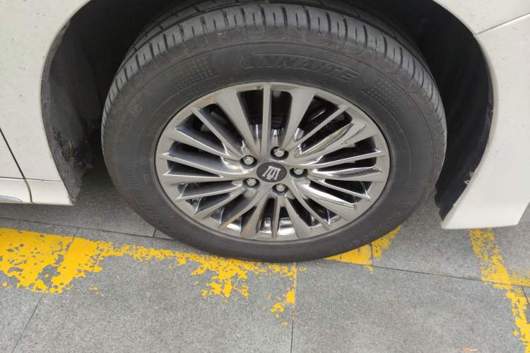 Used Toyota Vellfire 2021 Crown Dual-Engine 2.5L HV Supreme Edition Right Front Wheel Hub