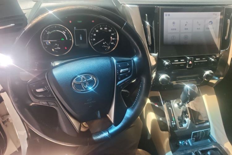 Used Toyota Vellfire 2021 Crown Dual-Engine 2.5L HV Supreme Edition Steering Wheel