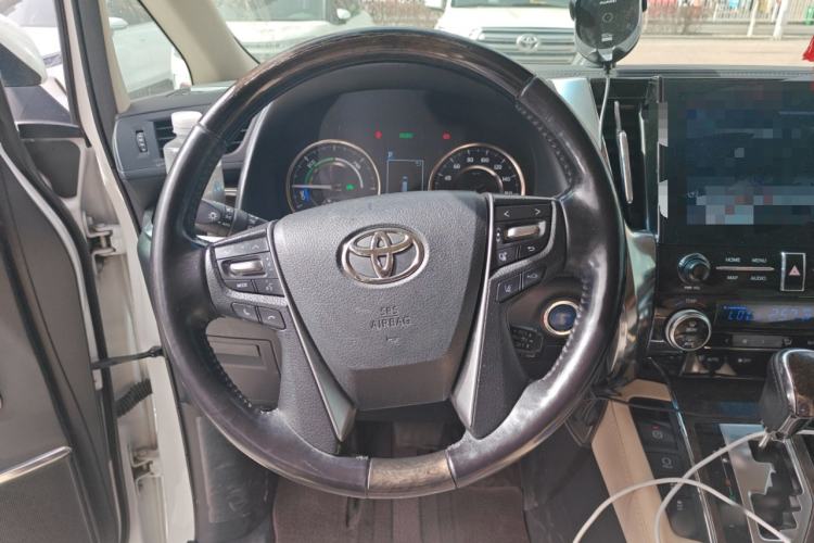 Used Toyota Vellfire 2021 Crown Dual-Engine 2.5L HV Supreme Edition Steering Wheel