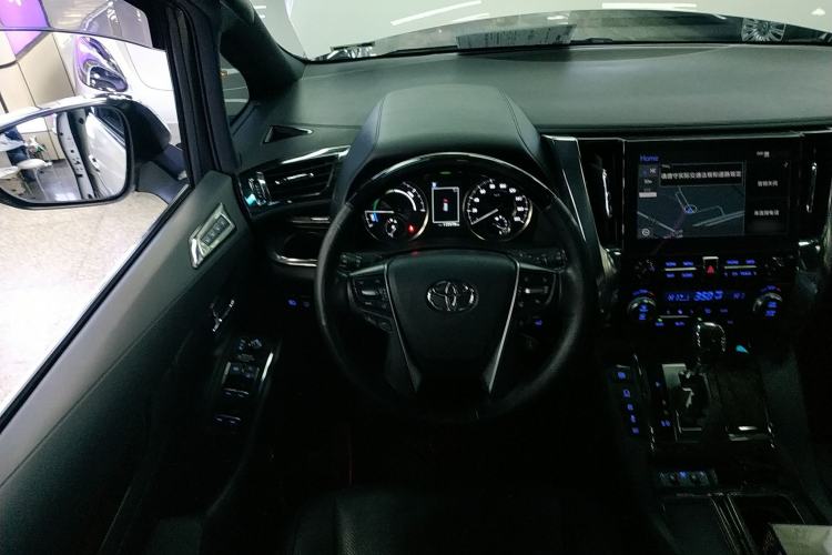 Used Toyota Vellfire 2021 Crown Dual-Engine 2.5L HV Supreme Edition Steering Wheel