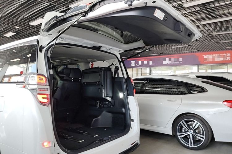 Used Toyota Vellfire 2021 Crown Dual-Engine 2.5L HV Luxury Edition Trunk