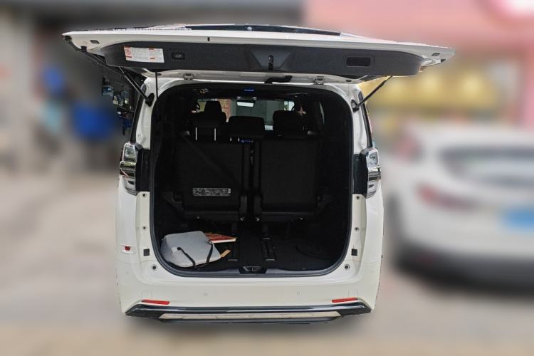 Used Toyota Vellfire 2021 Crown Dual-Engine 2.5L HV Supreme Edition Trunk