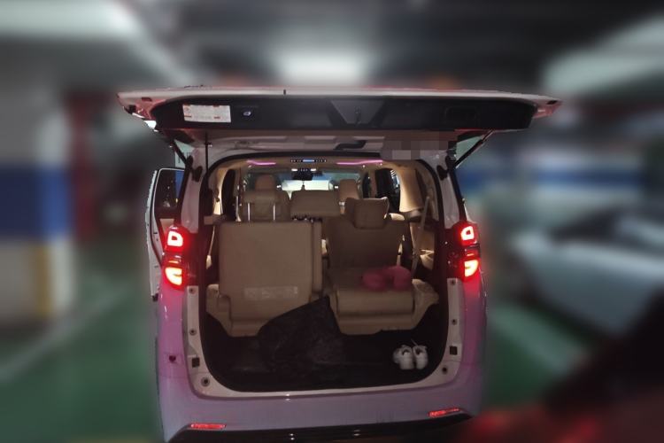 Used Toyota Vellfire 2021 Crown Dual-Engine 2.5L HV Prestige Edition Trunk