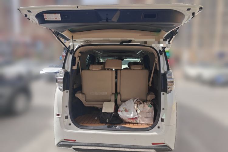 Used Toyota Vellfire 2021 Crown Dual-Engine 2.5L HV Supreme Edition Trunk