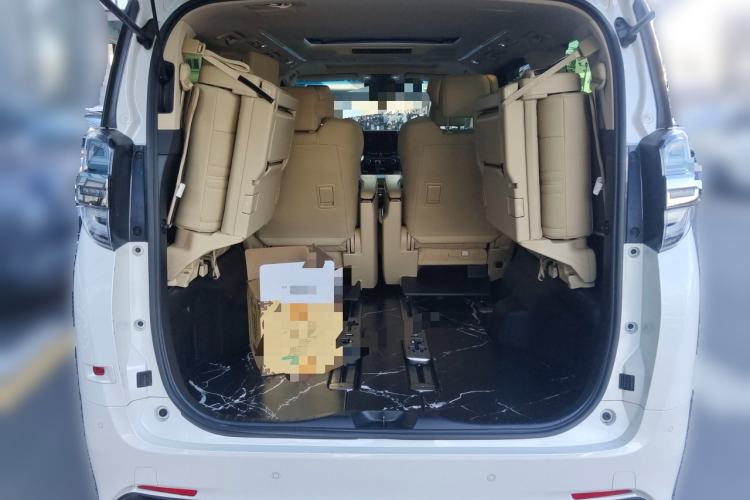 Used Toyota Vellfire 2021 Crown Dual-Engine 2.5L HV Supreme Edition Trunk