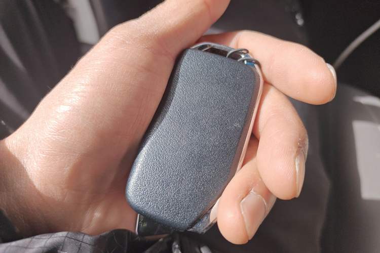Used Toyota Vellfire 2021 Crown Dual-Engine 2.5L HV Supreme Edition Vehicle Key