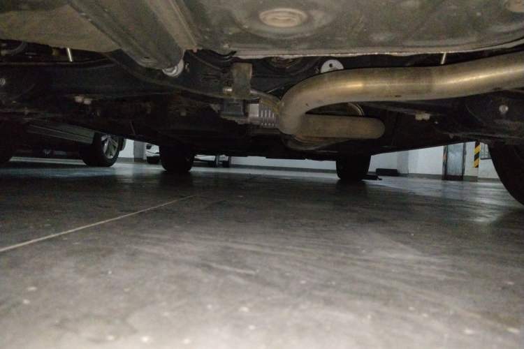 Used Toyota Vellfire 2023 Crown Dual-Engine 2.5L HV Luxury Edition Chassis Rear