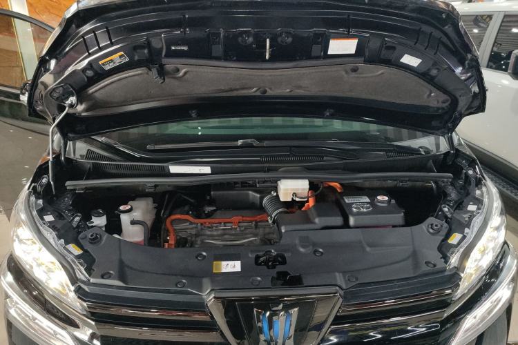Used Toyota Vellfire 2023 Crown Dual-Engine 2.5L HV Prestige Edition Engine Bay