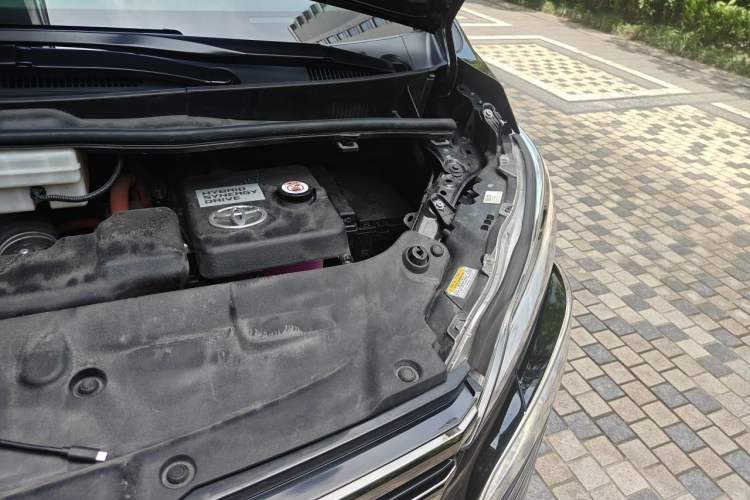 Used Toyota Vellfire 2023 Crown Dual-Engine 2.5L HV Ultimate Edition Engine Bay Left
