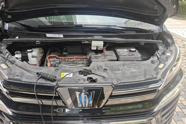 Used Toyota Vellfire 2023 Crown Dual-Engine 2.5L HV Ultimate Edition Engine Bay