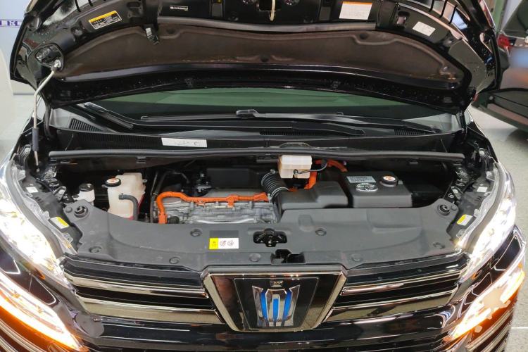 Used Toyota Vellfire 2023 Crown Dual-Engine 2.5L HV Ultimate Edition Engine Bay