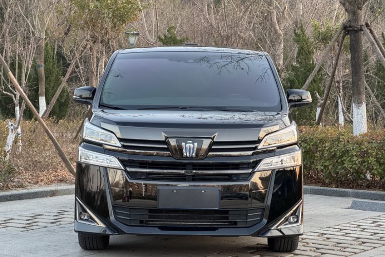 Used Toyota Vellfire 2023 Crown Dual-Engine 2.5L HV Prestige Edition Exterior 1