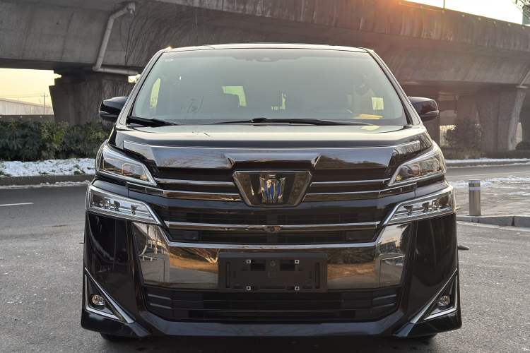 Used Toyota Vellfire 2023 Crown Dual-Engine 2.5L HV Prestige Edition Exterior 1