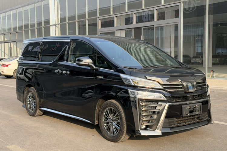 Used Toyota Vellfire 2023 Crown Dual-Engine 2.5L HV Ultimate Edition Exterior 2