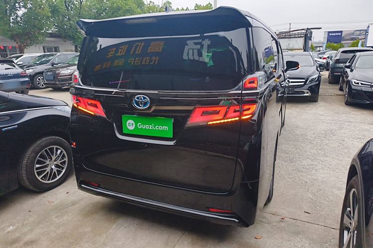 Used Toyota Vellfire 2023 Crown Dual-Engine 2.5L HV Prestige Edition Exterior 5