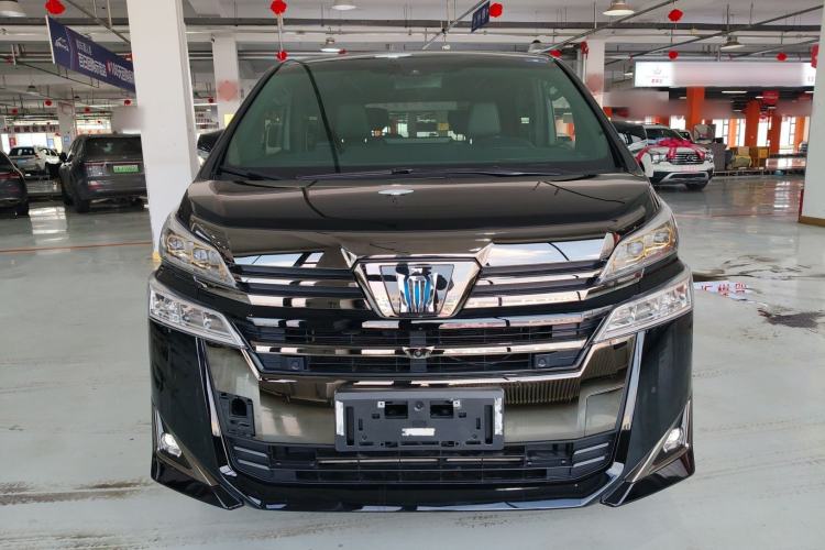Used Toyota Vellfire 2023 Crown Dual-Engine 2.5L HV Luxury Edition Front