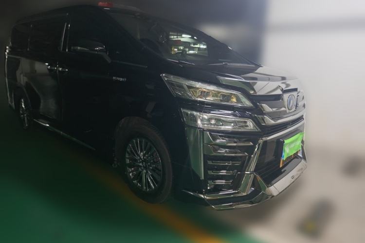 Used Toyota Vellfire 2023 Crown Dual-Engine 2.5L HV Prestige Edition Front Right 45 Deg