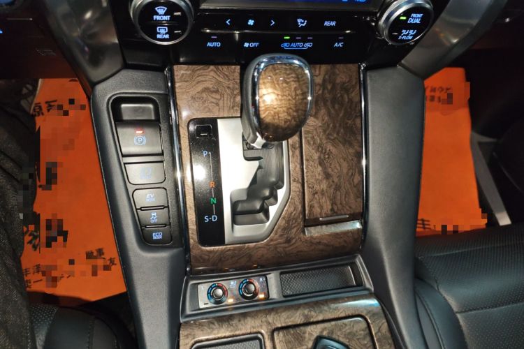 Used Toyota Vellfire 2023 Crown Dual-Engine 2.5L HV Prestige Edition Gear Lever