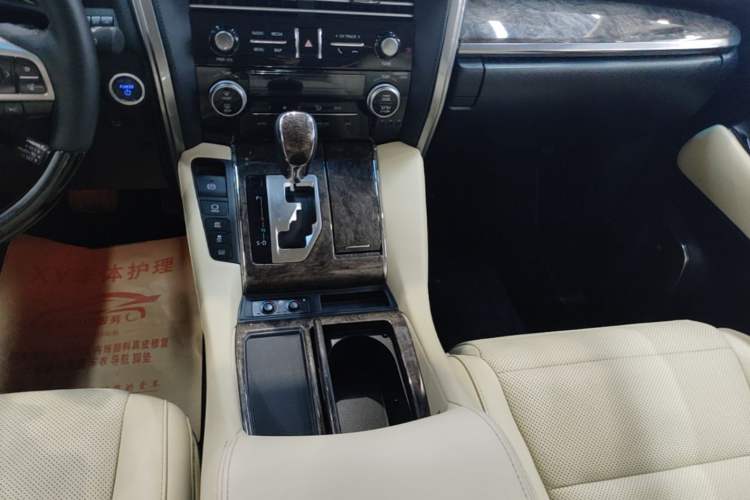 Used Toyota Vellfire 2023 Crown Dual-Engine 2.5L HV Prestige Edition Gear Lever