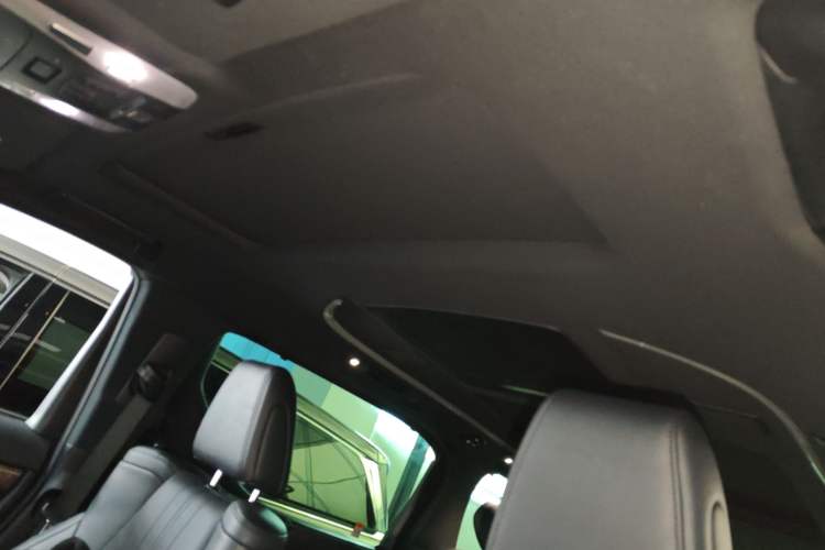Used Toyota Vellfire 2023 Crown Dual-Engine 2.5L HV Prestige Edition Headliner
