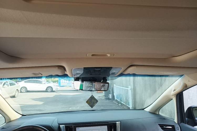 Used Toyota Vellfire 2023 Crown Dual-Engine 2.5L HV Prestige Edition Headliner