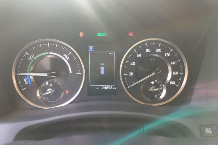 Used Toyota Vellfire 2023 Crown Dual-Engine 2.5L HV Ultimate Edition Instrument Cluster