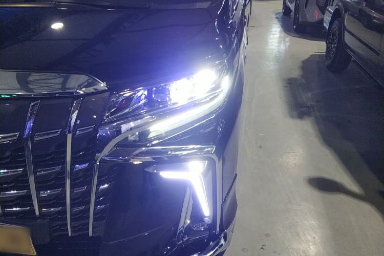 Used Toyota Vellfire 2023 Crown Dual-Engine 2.5L HV Prestige Edition Left Front Headlight