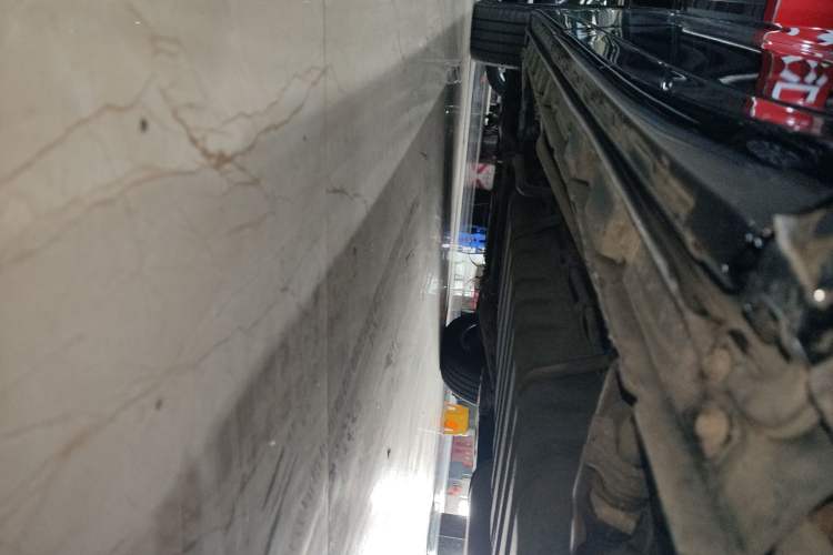 Used Toyota Vellfire 2023 Crown Dual-Engine 2.5L HV Prestige Edition Left Side Sill