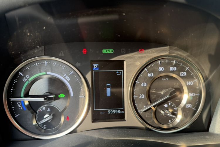 Used Toyota Vellfire 2023 Crown Dual-Engine 2.5L HV Ultimate Edition Odometer Close Up