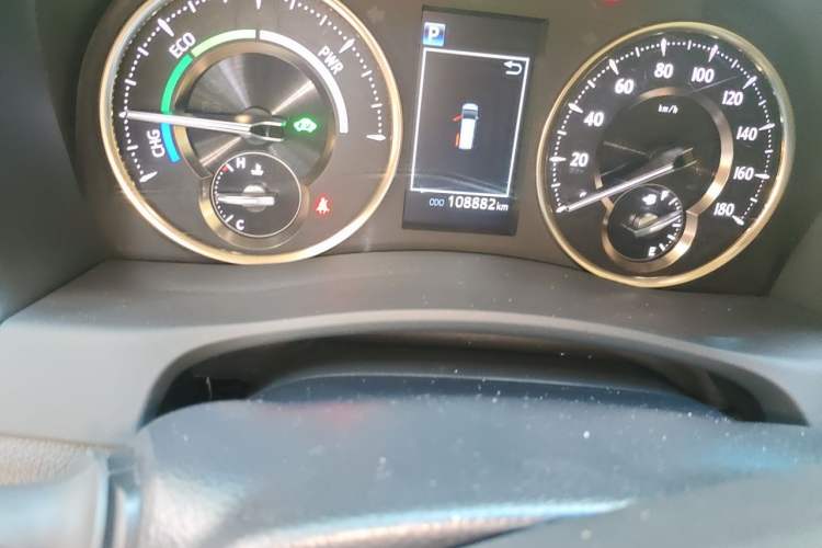Used Toyota Vellfire 2023 Crown Dual-Engine 2.5L HV Ultimate Edition Odometer Close Up