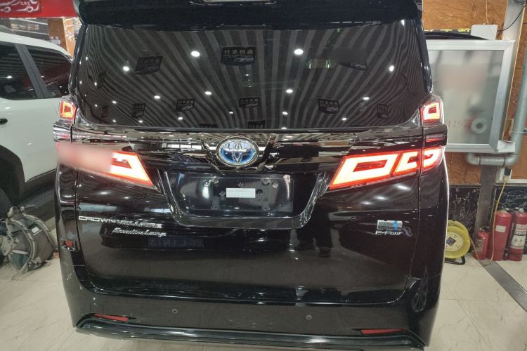 Used Toyota Vellfire 2023 Crown Dual-Engine 2.5L HV Prestige Edition Rear