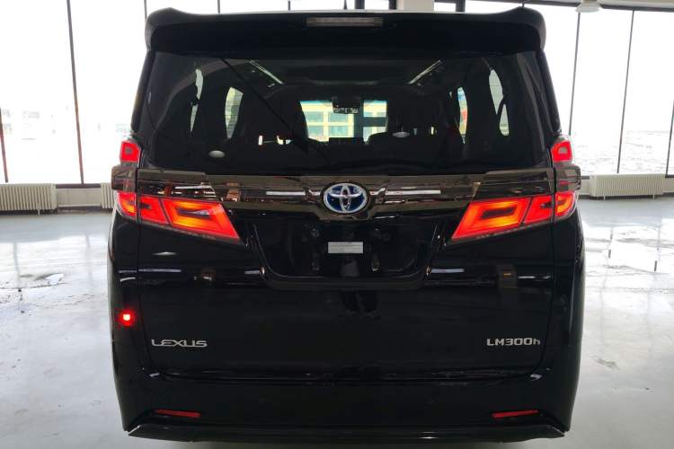 Used Toyota Vellfire 2023 Crown Dual-Engine 2.5L HV Luxury Edition Rear