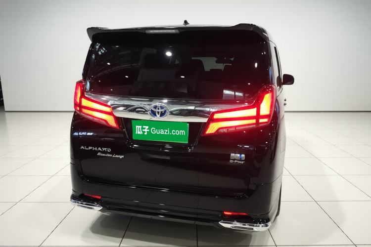 Used Toyota Vellfire 2023 Crown Dual-Engine 2.5L HV Prestige Edition Rear