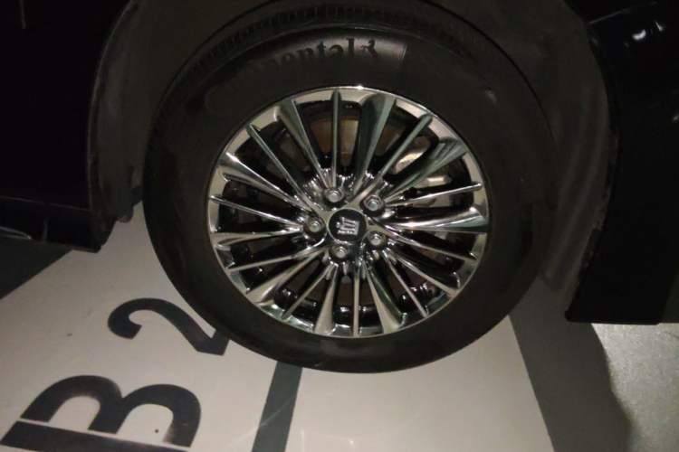 Used Toyota Vellfire 2023 Crown Dual-Engine 2.5L HV Ultimate Edition Right Front Wheel Hub