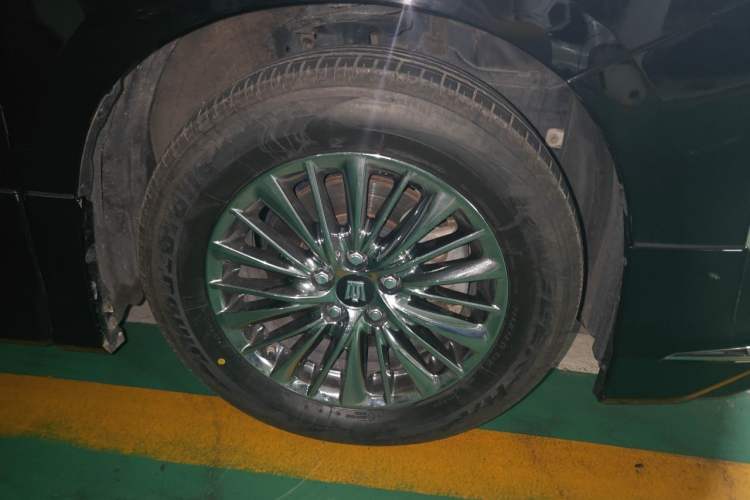 Used Toyota Vellfire 2023 Crown Dual-Engine 2.5L HV Prestige Edition Right Front Wheel Hub