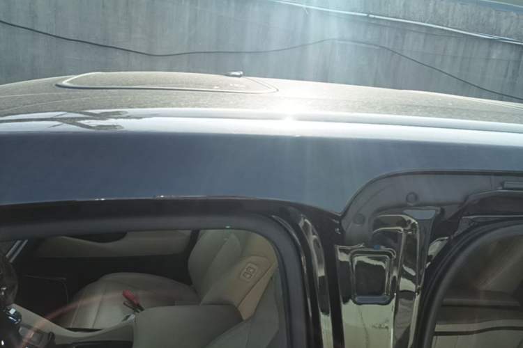 Used Toyota Vellfire 2023 Crown Dual-Engine 2.5L HV Prestige Edition Roof