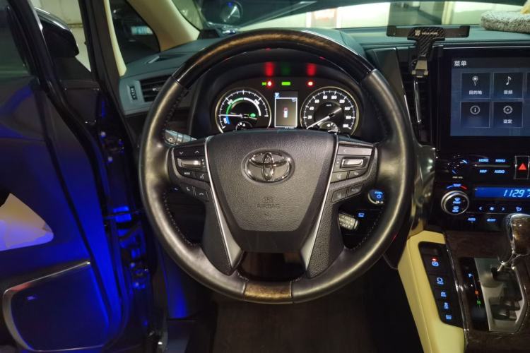Used Toyota Vellfire 2023 Crown Dual-Engine 2.5L HV Prestige Edition Steering Wheel