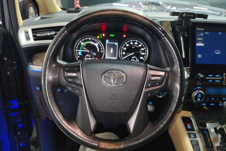 Used Toyota Vellfire 2023 Crown Dual-Engine 2.5L HV Ultimate Edition Steering Wheel