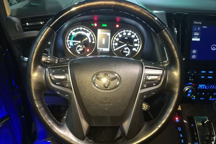 Used Toyota Vellfire 2023 Crown Dual-Engine 2.5L HV Prestige Edition Steering Wheel