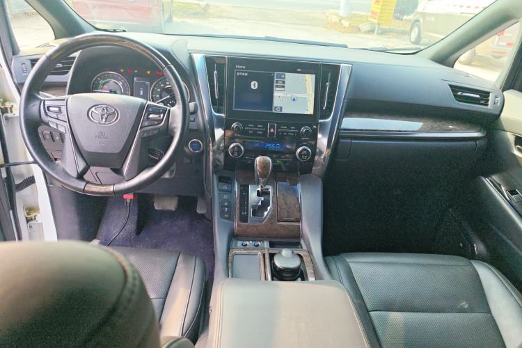 Used Toyota Vellfire 2023 Crown Dual-Engine 2.5L HV Ultimate Edition Center Console