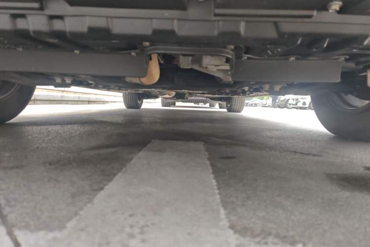 Used Toyota Vellfire 2023 Crown Dual-Engine 2.5L HV Prestige Edition Chassis Front
