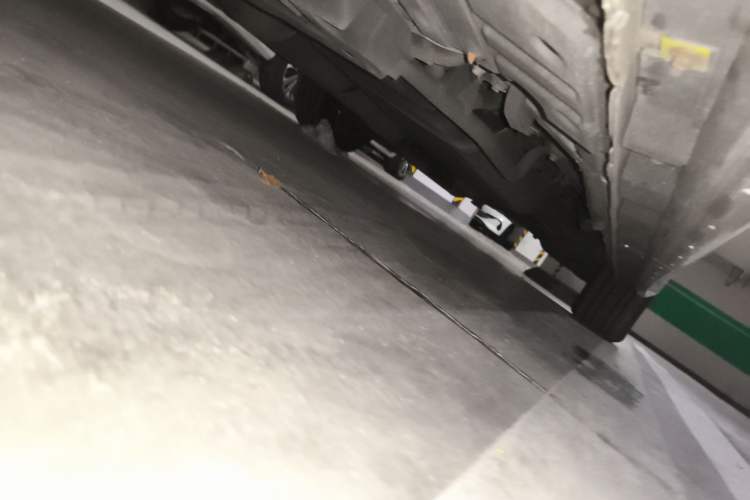 Used Toyota Vellfire 2023 Crown Dual-Engine 2.5L HV Prestige Edition Chassis Front Left