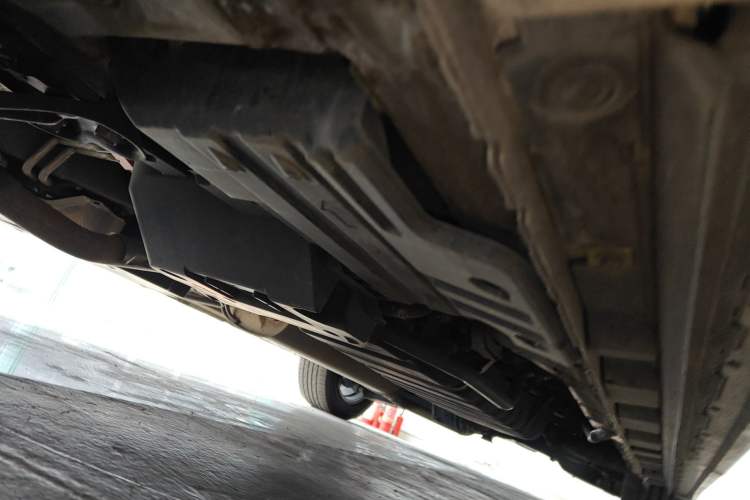 Used Toyota Vellfire 2023 Crown Dual-Engine 2.5L HV Ultimate Edition Chassis Front Left