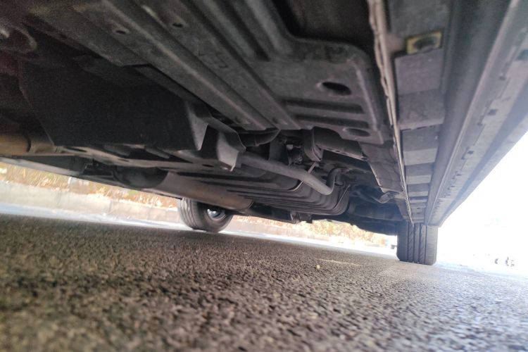 Used Toyota Vellfire 2023 Crown Dual-Engine 2.5L HV Ultimate Edition Chassis Front Left