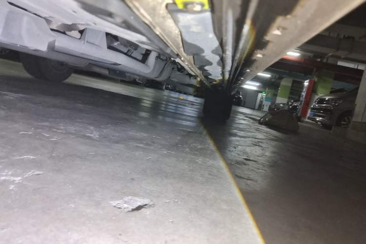 Used Toyota Vellfire 2023 Crown Dual-Engine 2.5L HV Prestige Edition Chassis Front Left