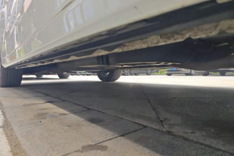Used Toyota Vellfire 2023 Crown Dual-Engine 2.5L HV Prestige Edition Chassis Front Right