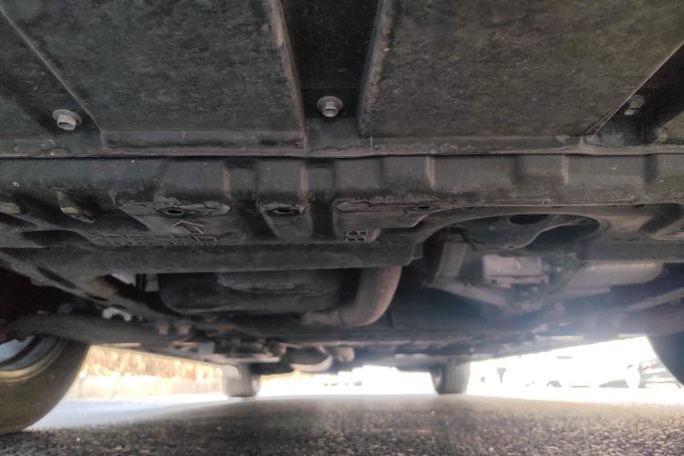 Used Toyota Vellfire 2023 Crown Dual-Engine 2.5L HV Ultimate Edition Chassis Front