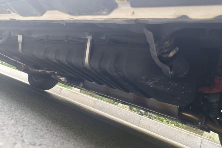 Used Toyota Vellfire 2023 Crown Dual-Engine 2.5L HV Ultimate Edition Chassis Rear Left